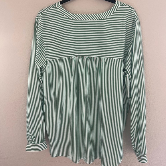 NWT J Jill blouse, Green and White stripe, Long Sleeve, XLT - Picture 3 of 4